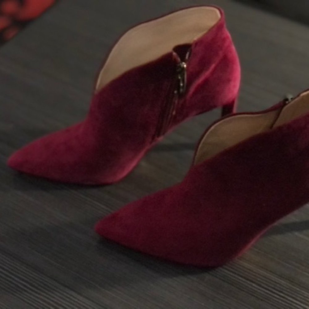 NWOT Burgundy suede leather boots with 3.5" heal